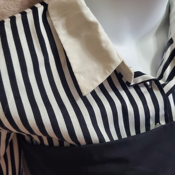 Like NEW New York & Co Striped Button Down Shirt w/ Black Corset Overlay Sz S - Picture 6 of 14